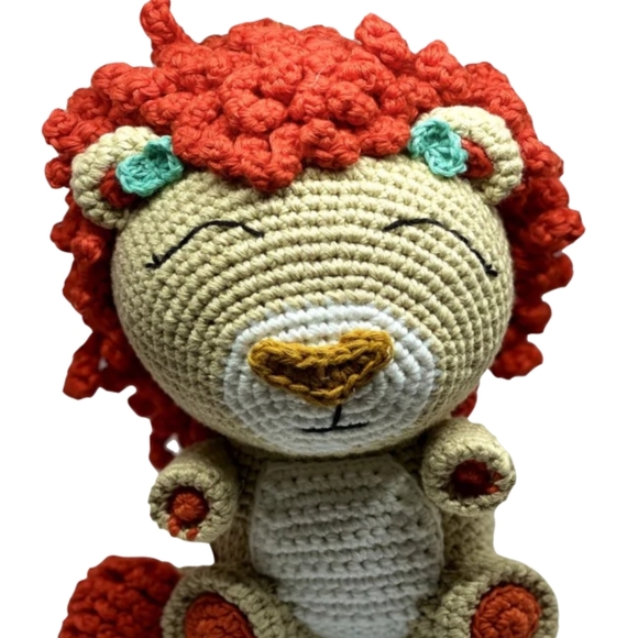 Crochet Lion - Picture 1 of 1